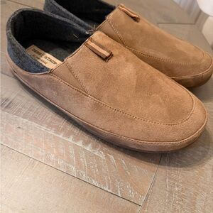 Deer Stags Men's Brown Slip-On Loafers